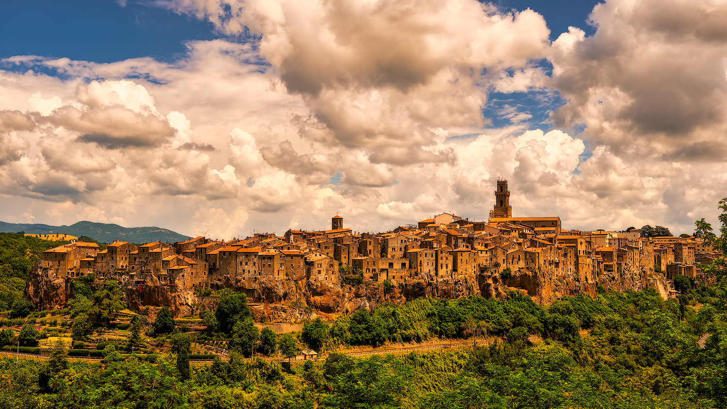 Pitigliano