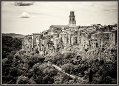 Pitigliano II