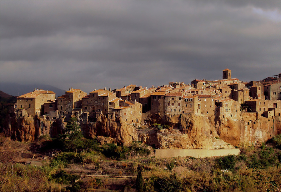 Pitigliano im Abendlicht....