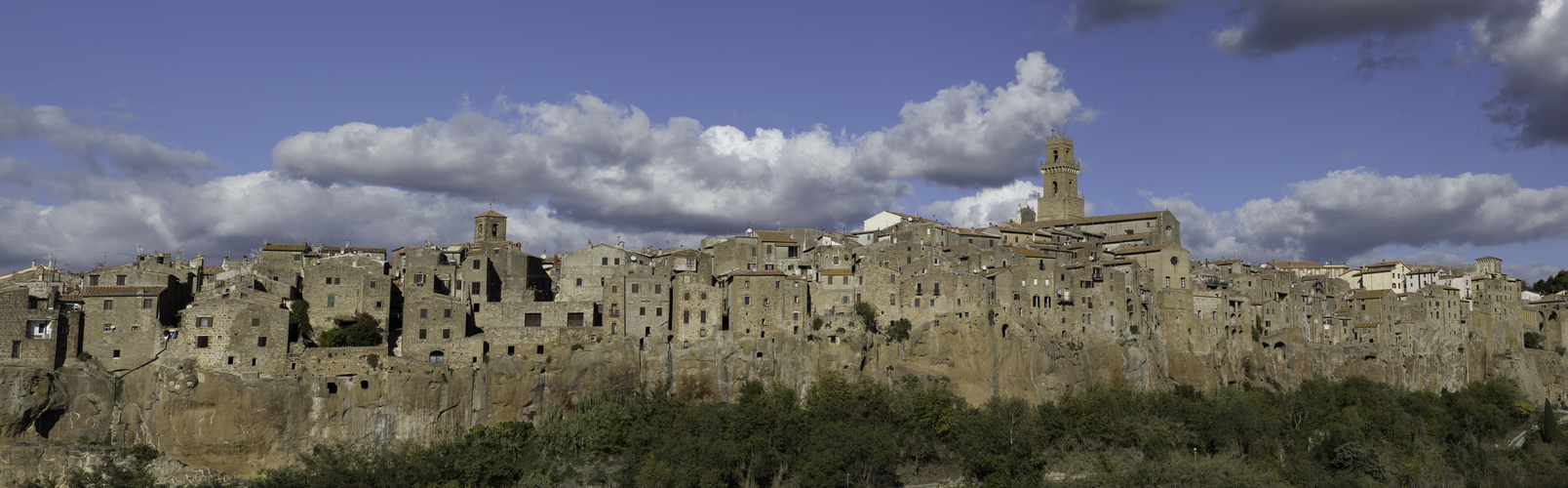 [ … Pitigliano, Toskana ]