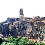 PITIGLIANO.....Paese sul tufo