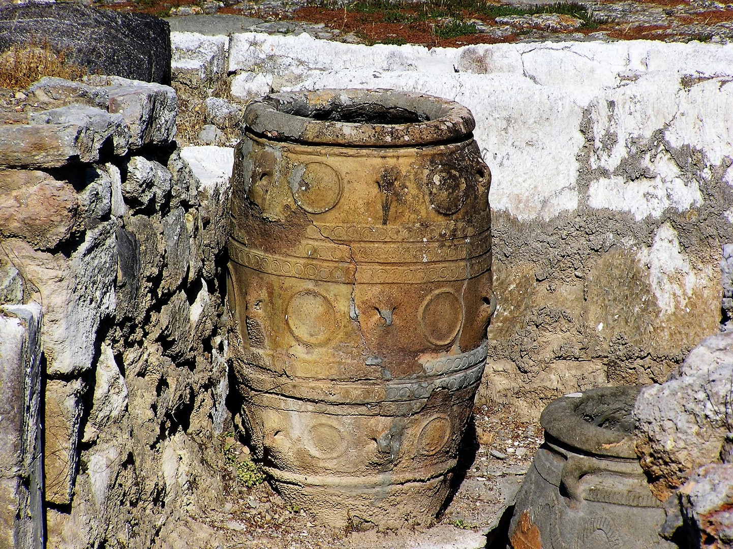 Pitoi (storage jar) - Knossos - Crete - Greece