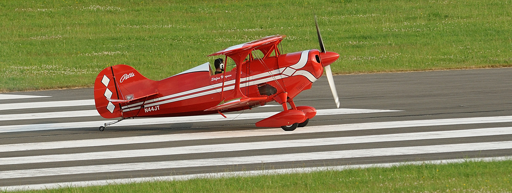 Pitts - Tollkühner Mann in fliegender Kiste