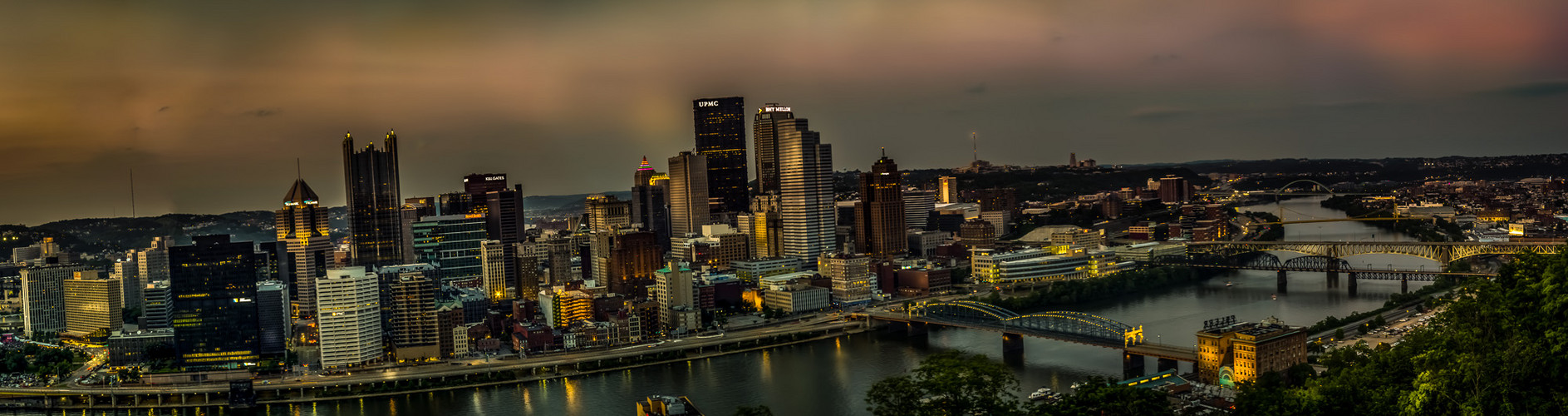 Pittsburgh in der Dämmerung