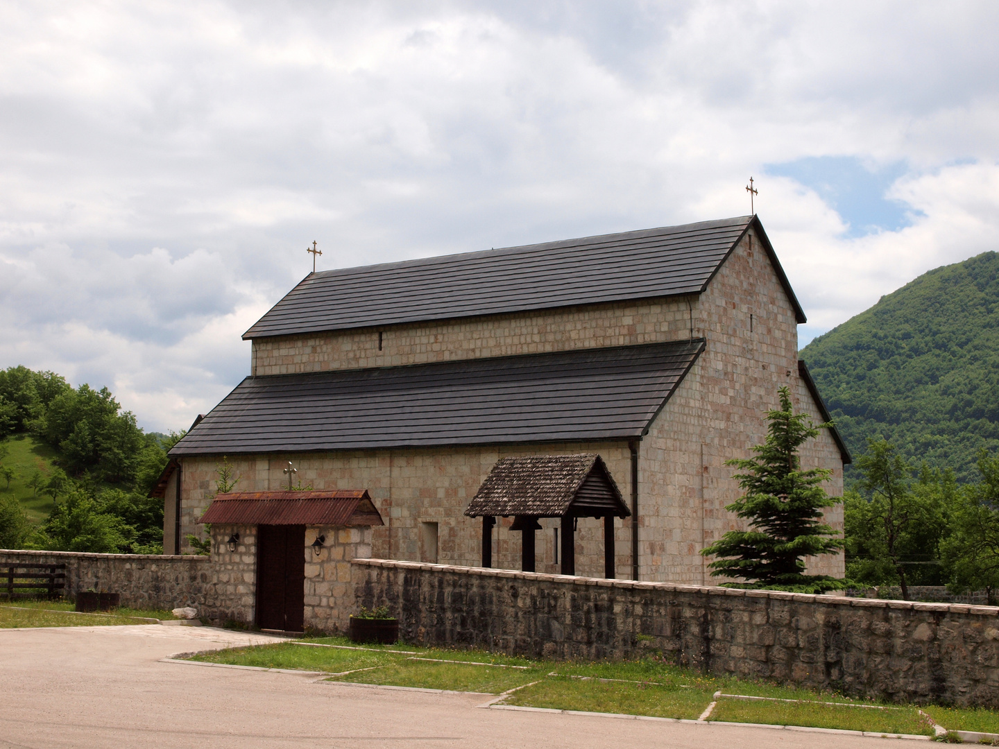 Piva Kloster in Montenegro