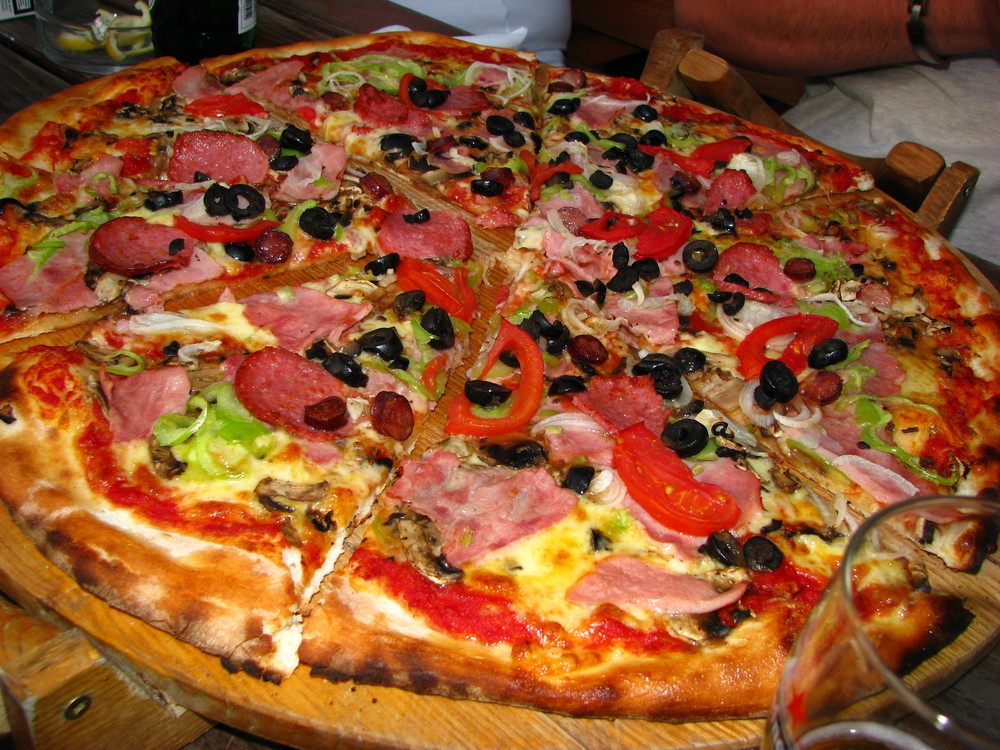 pizza-big-pizza-photo-image-product-special-images-at-photo