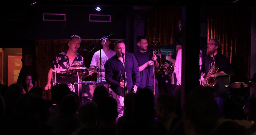 P_Kiste_Funky_v26okt25_cr6-em2-A0890_v2_w10_Jazz_Funky_Butts_v26okt25_cr6