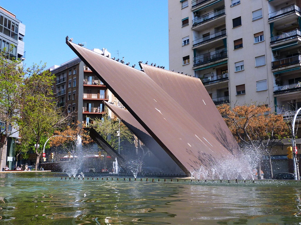 Plaça d'Islandia _ Barcelona