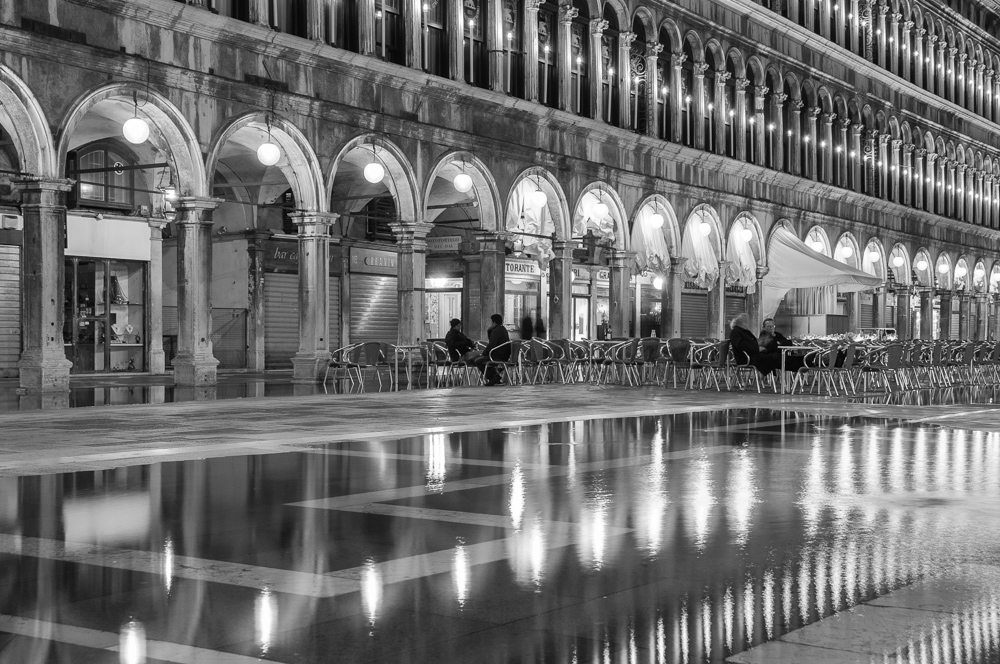 Plaça Sant Marc reflexes