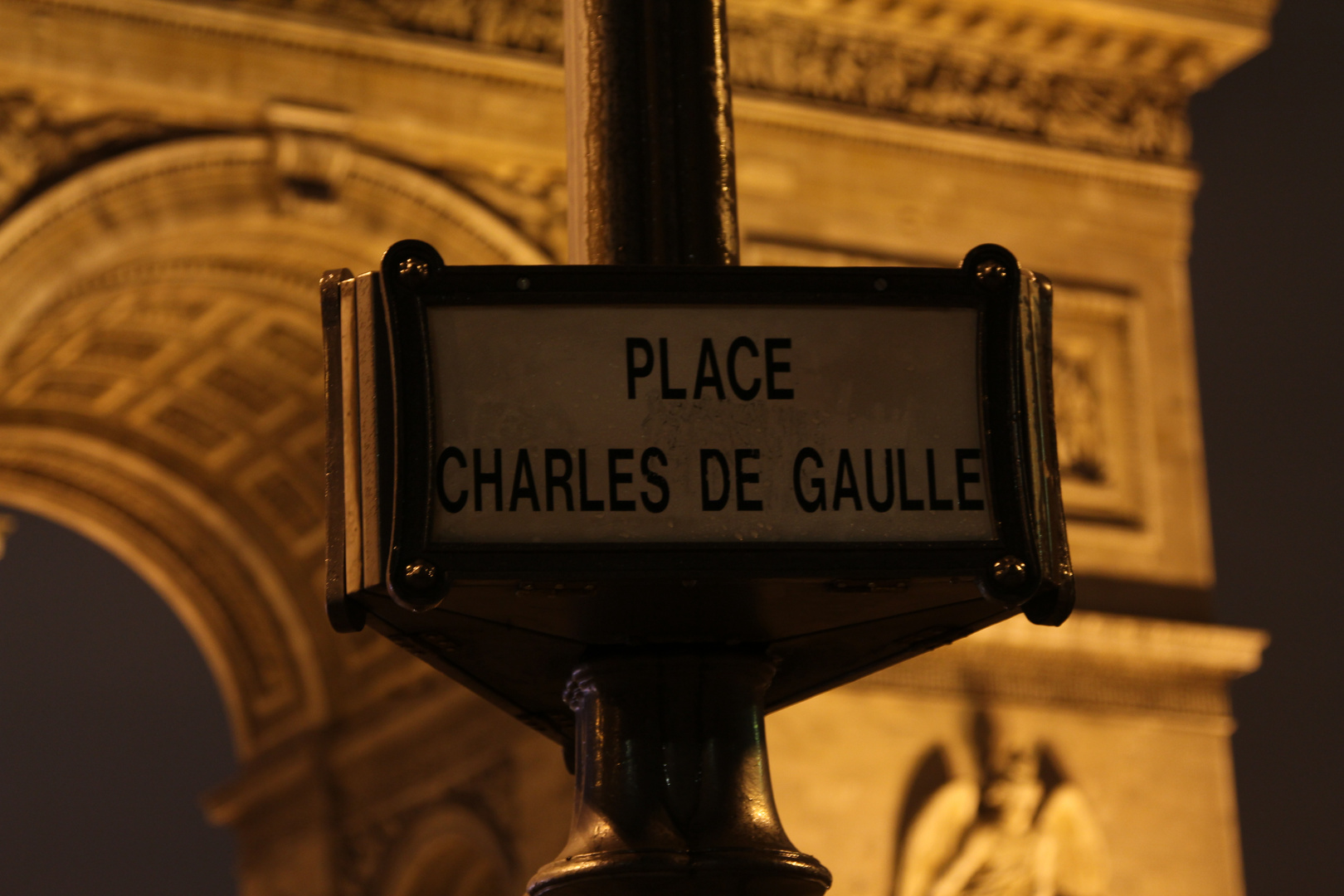 Place Charles de Gaulle, December 2011
