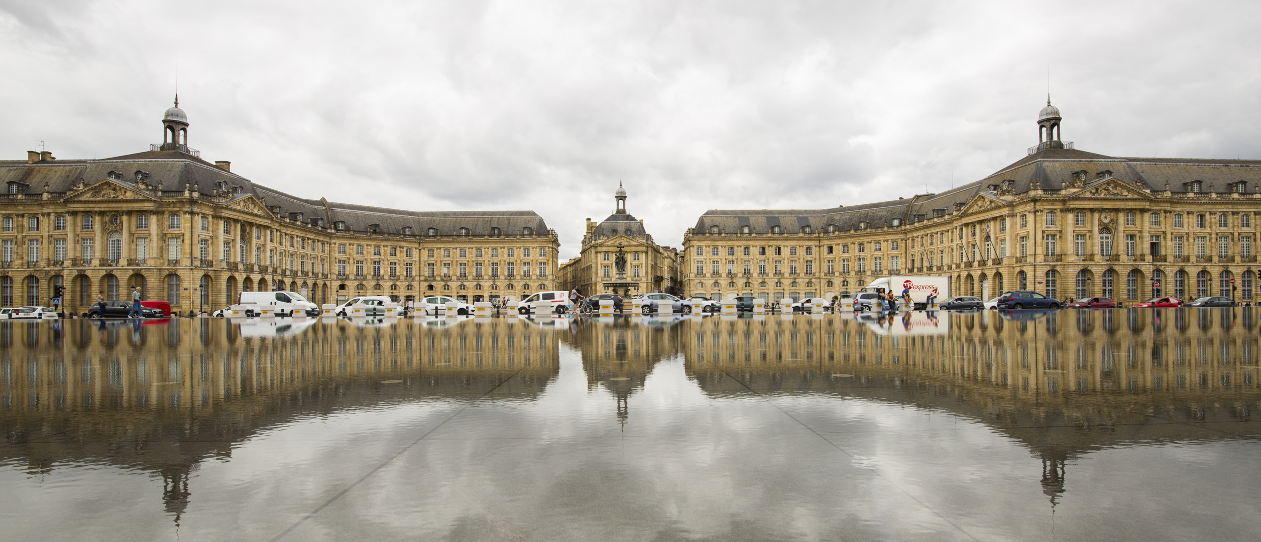 Place de la Bourse in Bordeaux