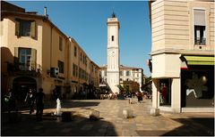 Place de l’Horloge...