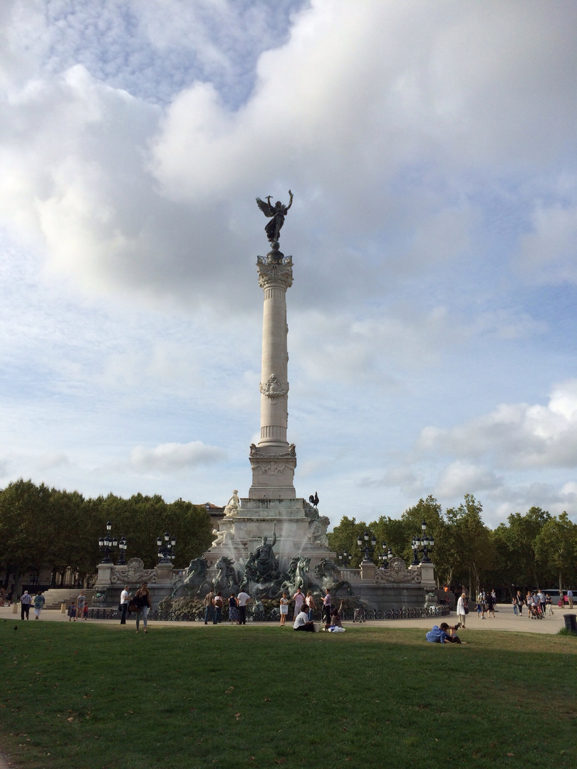 Place des Quinconces Bordeaux