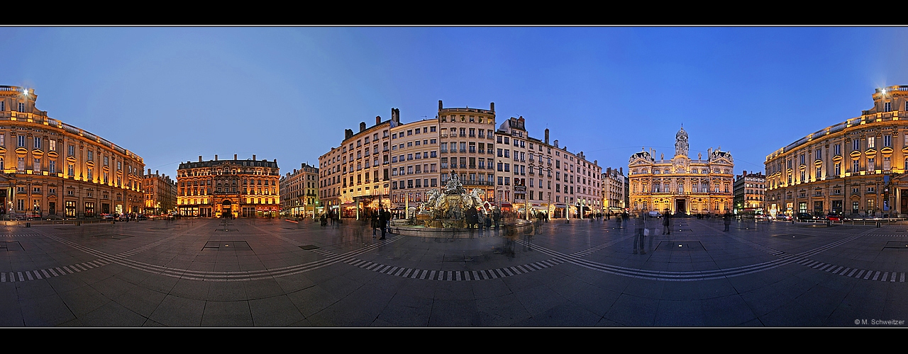 Place des Terreaux Panorama