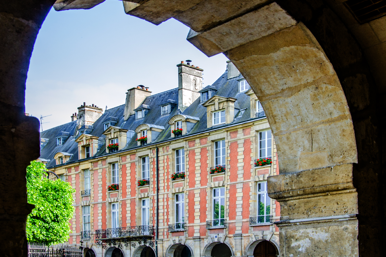 Place des Vosges Foto & Bild | europe, france, paris Bilder auf ...