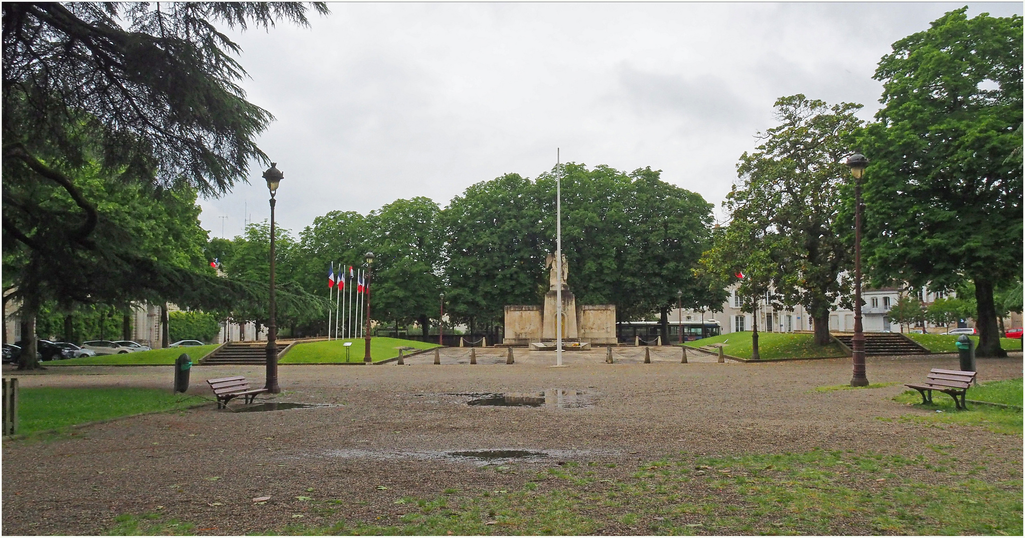 Place du 8 mai