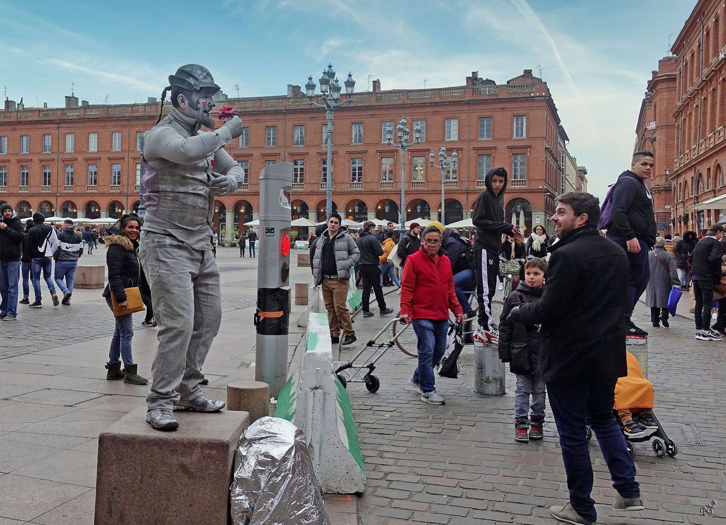 Place du Capitole à Toulouse .....