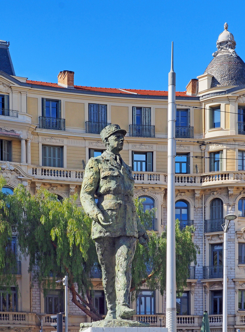 Place du Général de Gaulle  -  Nice