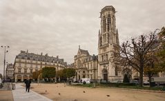 Place du Louvre - St Germain l'Auxerrois