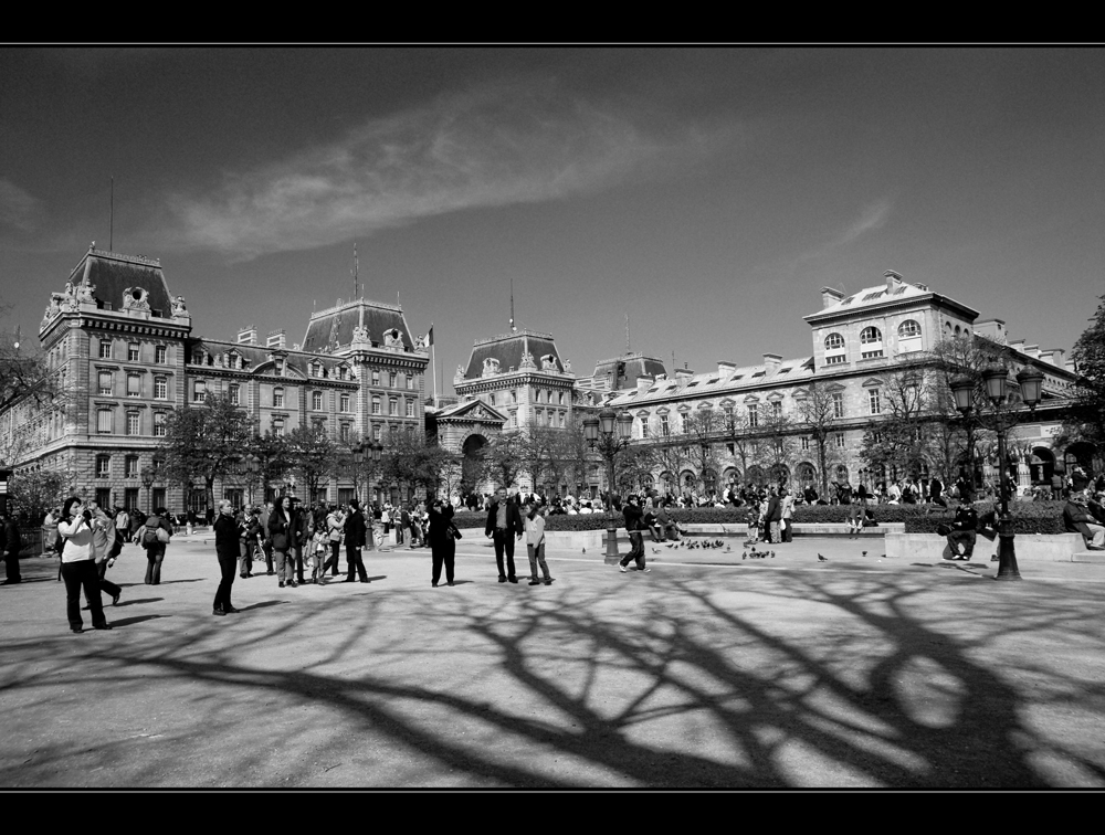 Place Notre Dame
