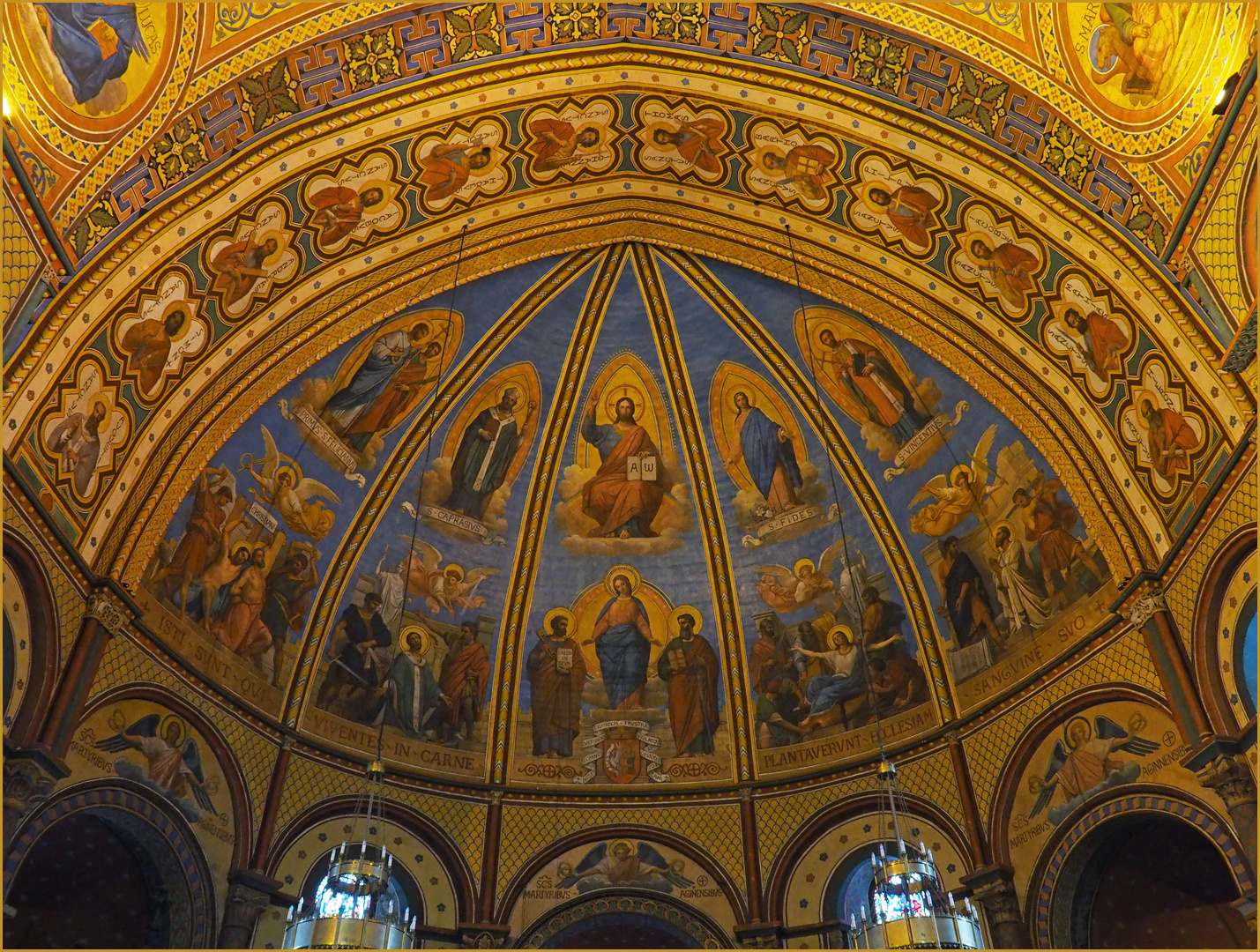 Plafond du Choeur de la Cathédrale Saint-Caprais d‘Agen (XIIème)