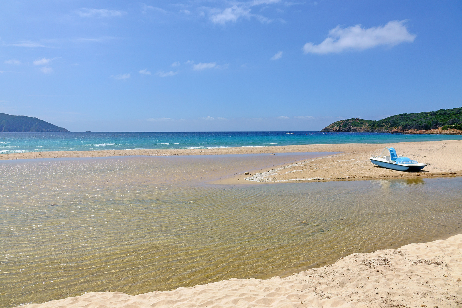 Plage d Arone