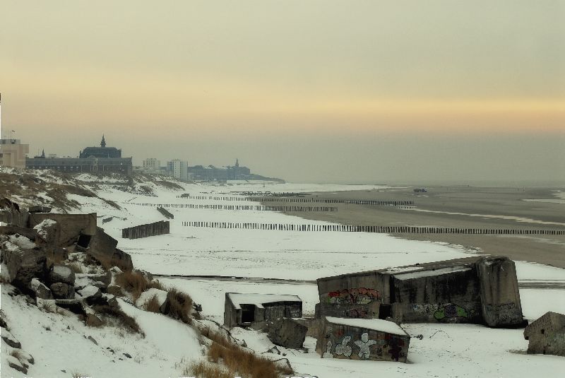 plage de berck sous la neige.