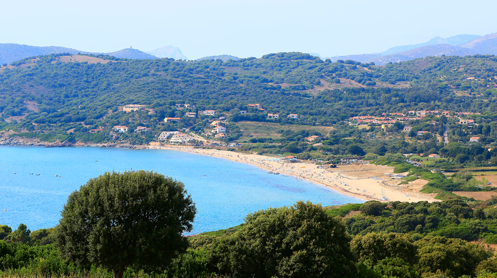 Plage de Chiuni