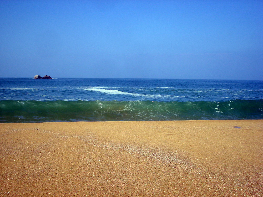 plage de pors piron ( beuzec cap sizun )