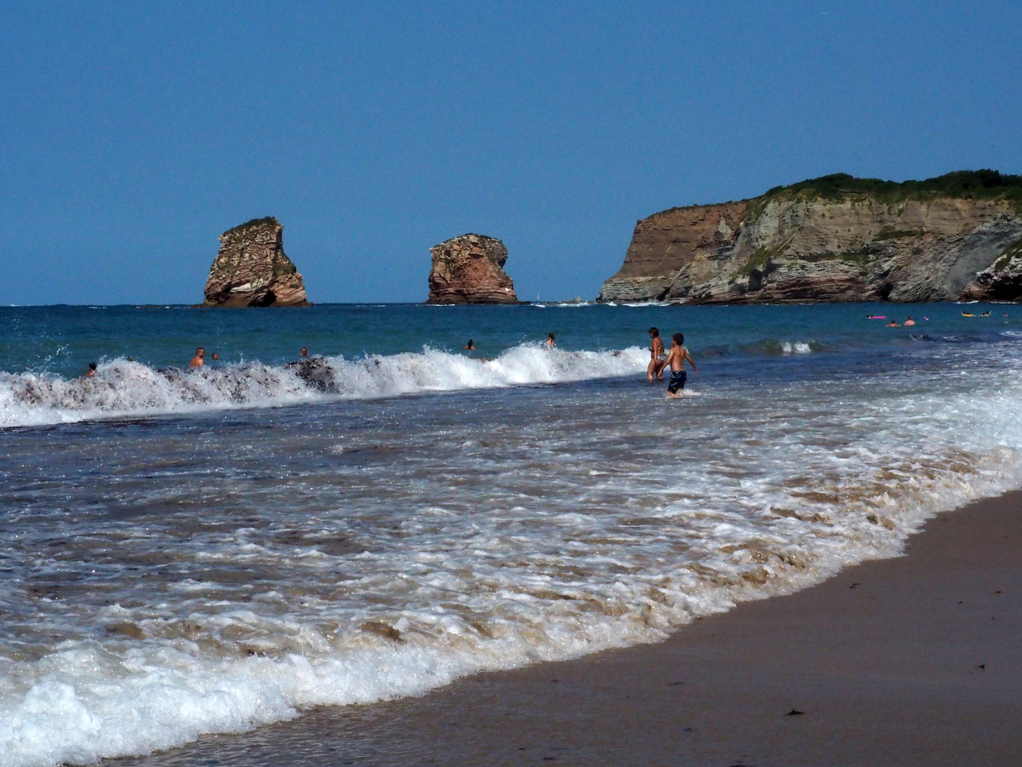 Plage d’Hendaye avec les Deux Jumeaux