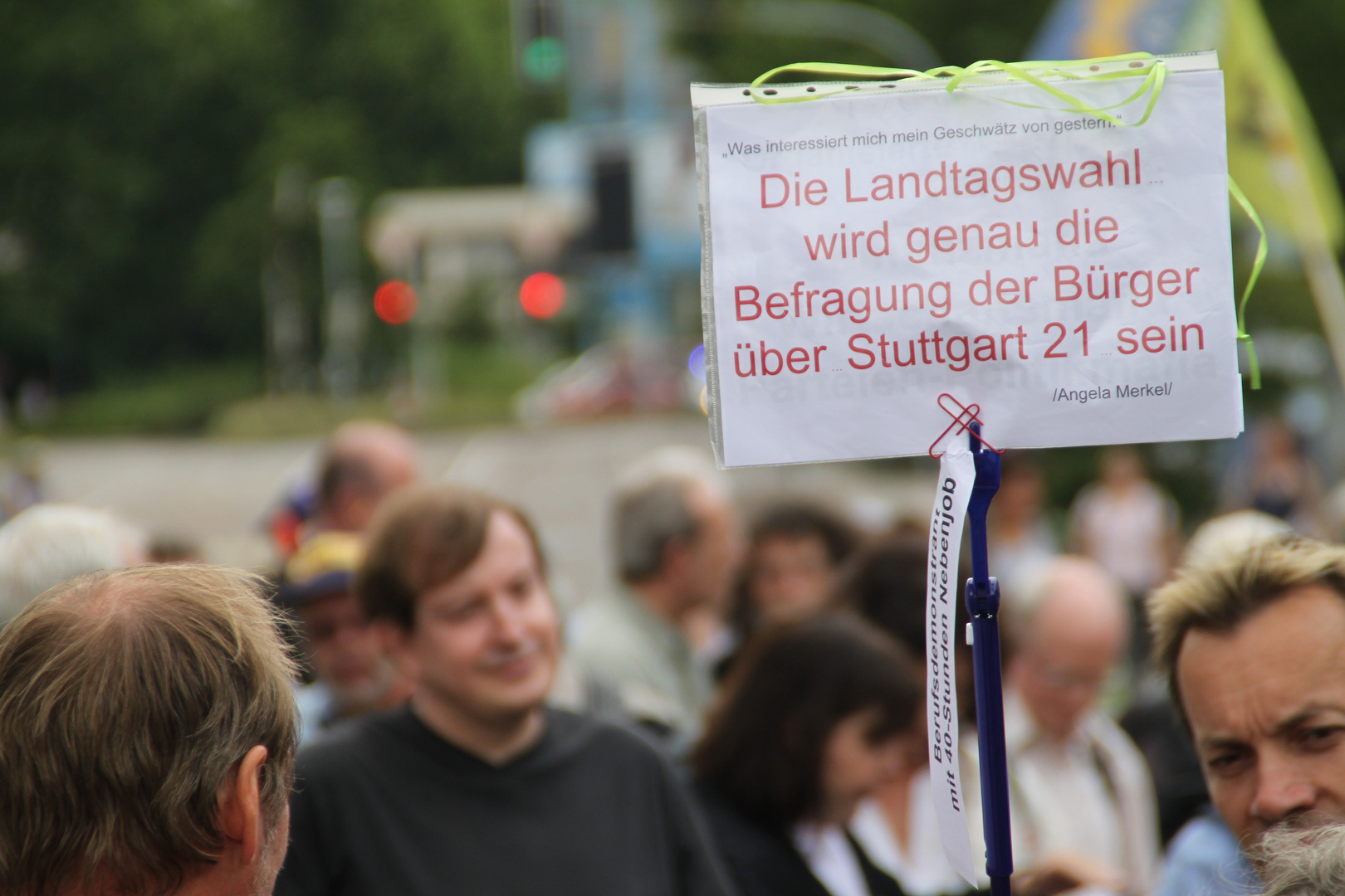 Plakat: Merkels Behauptung zu Stuttgart K21 jun2011+einGedicht