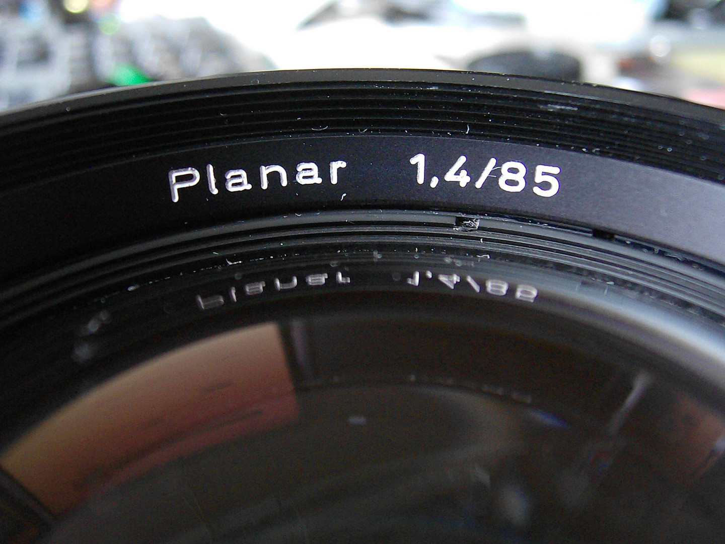 Planar 1,4/85