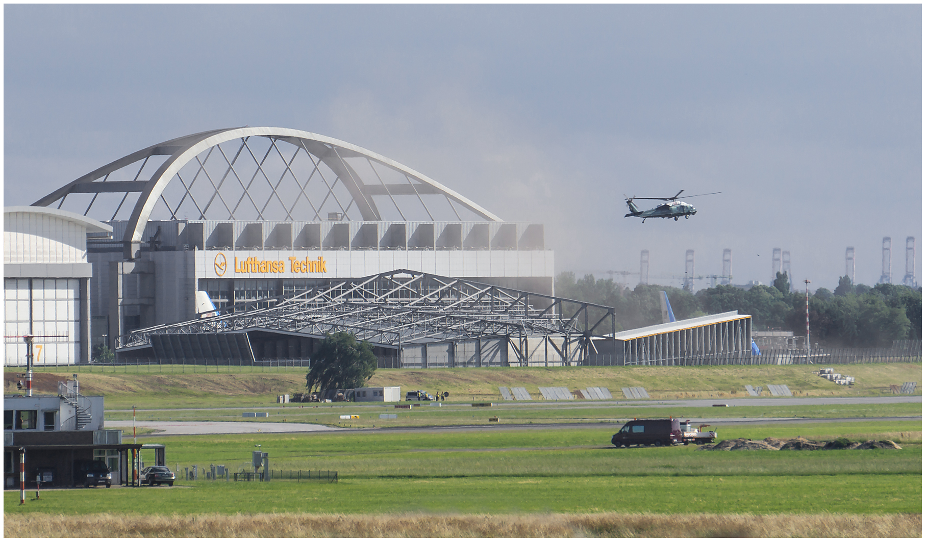 "Planespotting": Präsidenten-Hubschrauber "Marine One" in HH-Fuhlsbüttel (G20 2017)