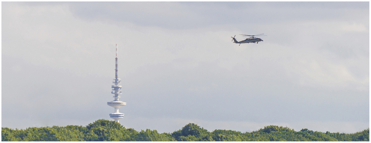 "Planespotting": Präsidenten-Hubschrauber "Marine One" über HH (G20 2017)