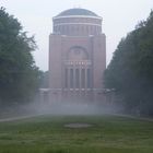 Planetarium im Nebel