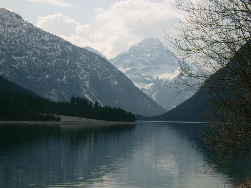 Plansee im April