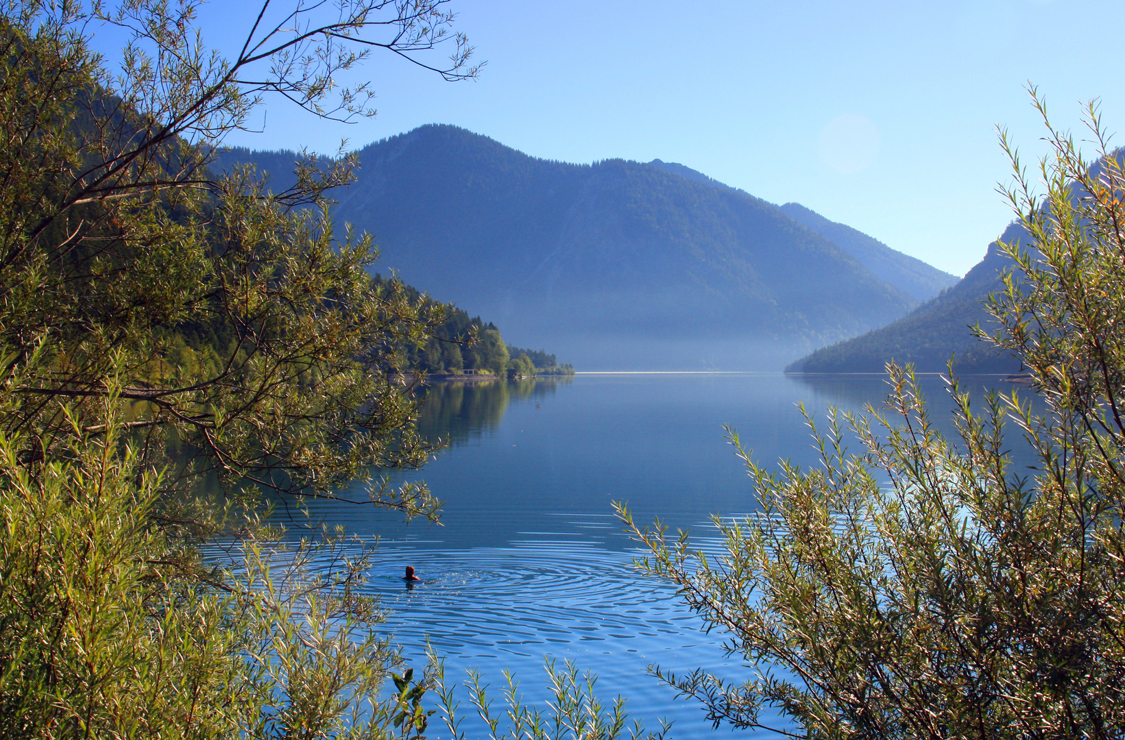 Plansee lädt zum Baden ein