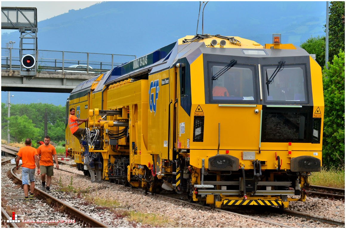 Plasser & Theurer UNIMAT 09-32 / 4S