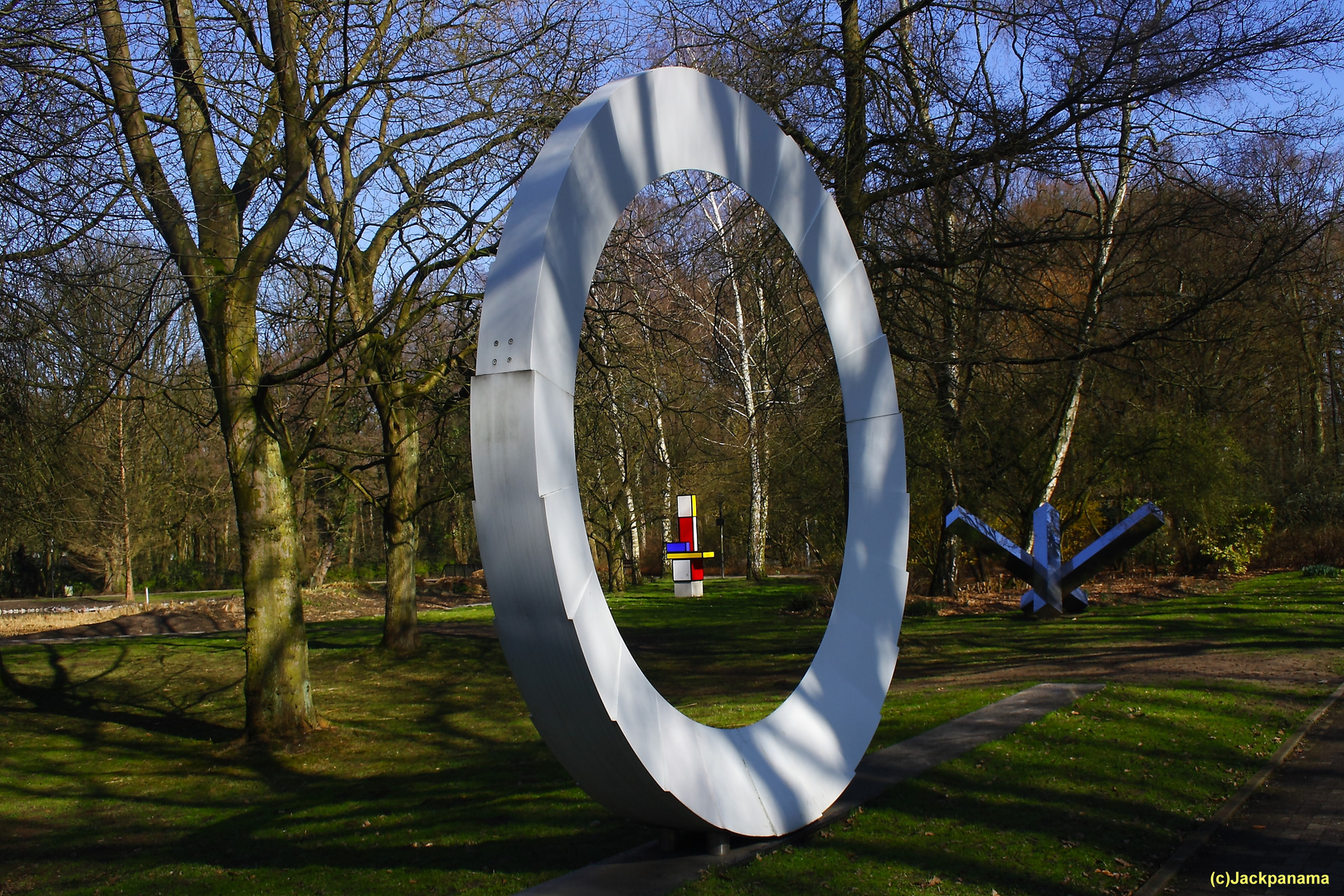 Plastiken im Skulpturenpark des Josef Albers Museums in Bottrop