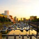 Plastikwelten - Düsseldorf Medienhafen