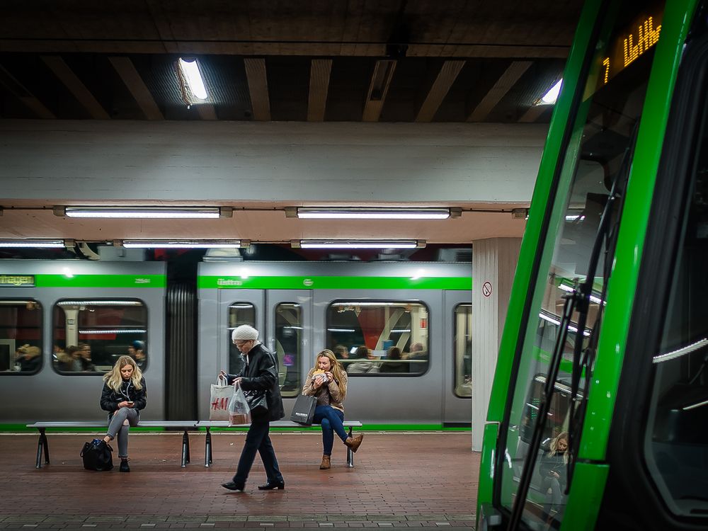 Platform scenes...