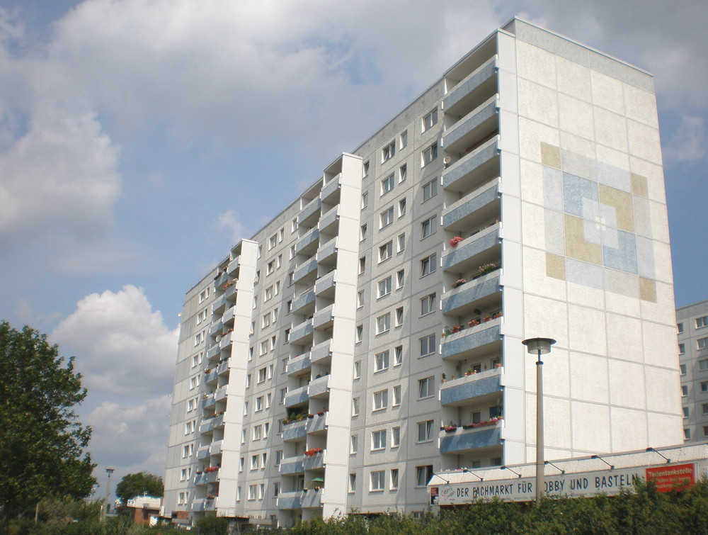 Plattenbau in Berlin-Marzahn (Nähe S-Bahnhof Ahrensfelde)