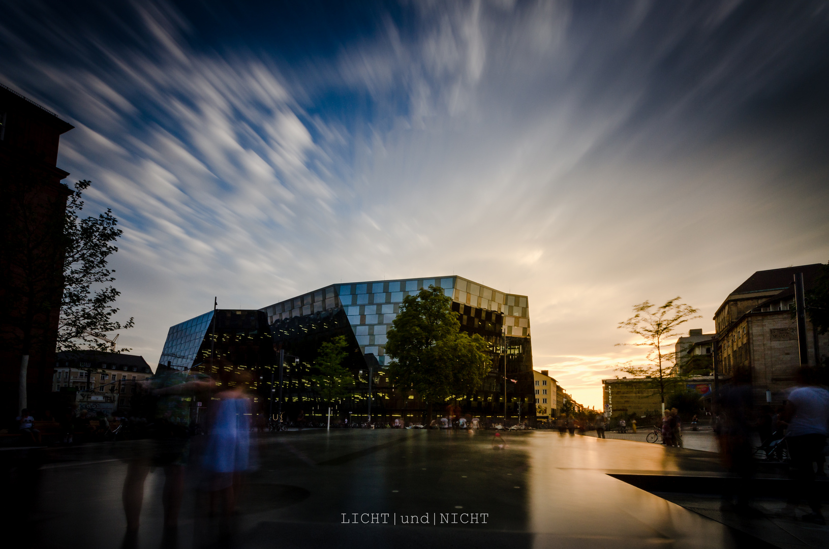 Platz der alten Synagoge - (New) Heart of the City