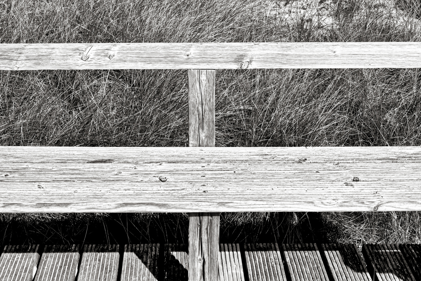 Platz frei am Strandübergang  -  vacant space at the beach crossing 