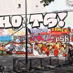 Platz Graffitti Paris 75010 +KAMPF am KANAL