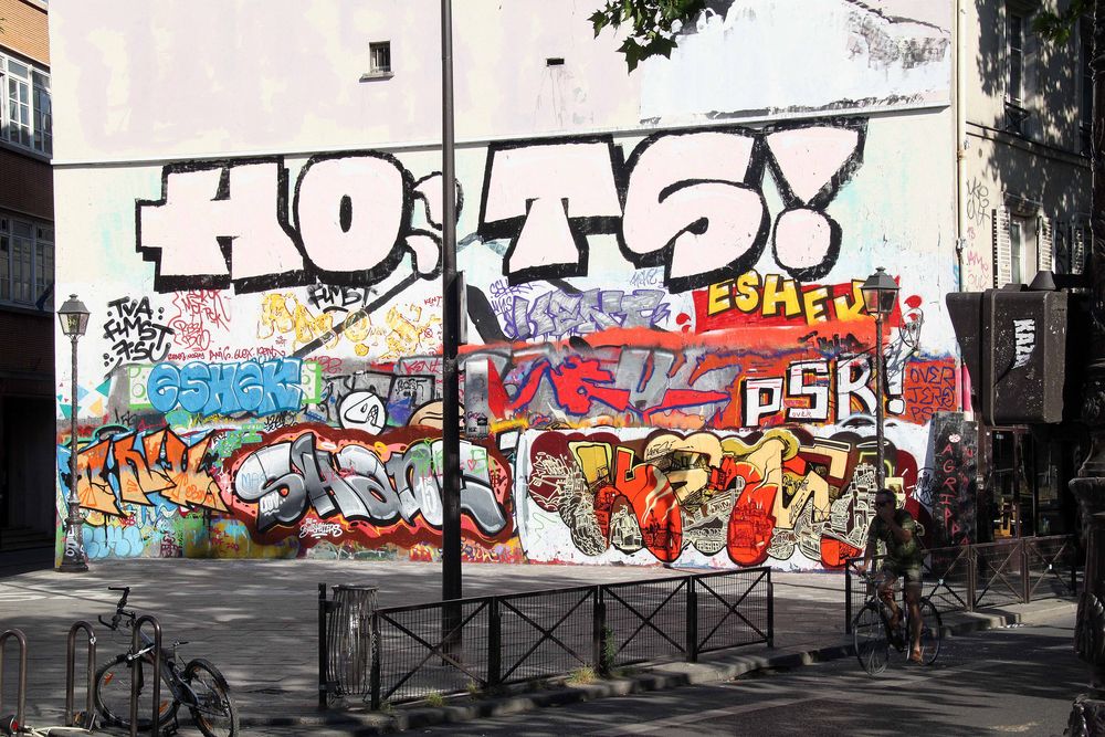 Platz Graffitti Paris 75010 +KAMPF am KANAL