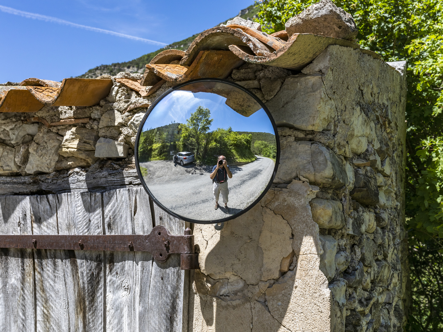 Platz ist an der kleinsten Hütte - für Verkehrsspiegel. (2)