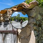 Platz ist an der kleinsten Hütte - für Verkehrsspiegel. (2)