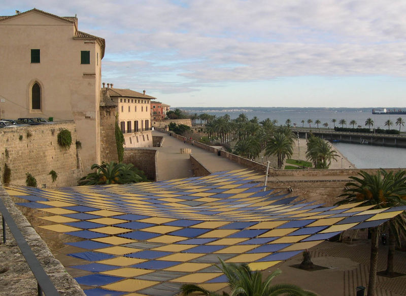 Platz vor der Kathedrale in Palma,