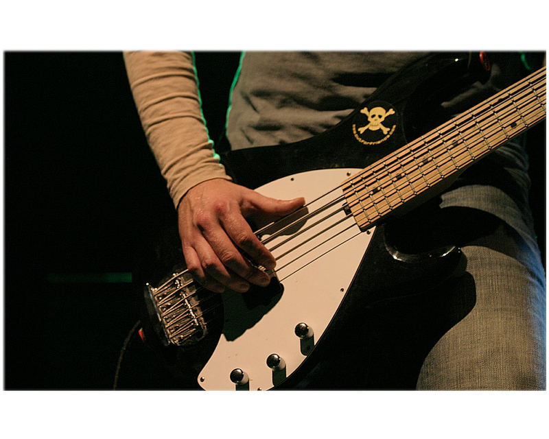 play bass ...